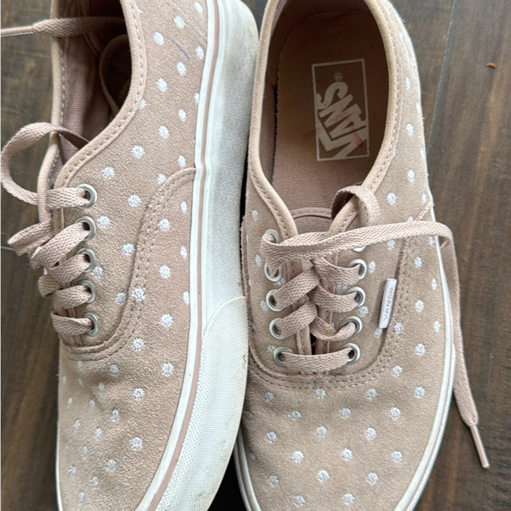 Vans Women's Beige and White Polka Dot Sneakers